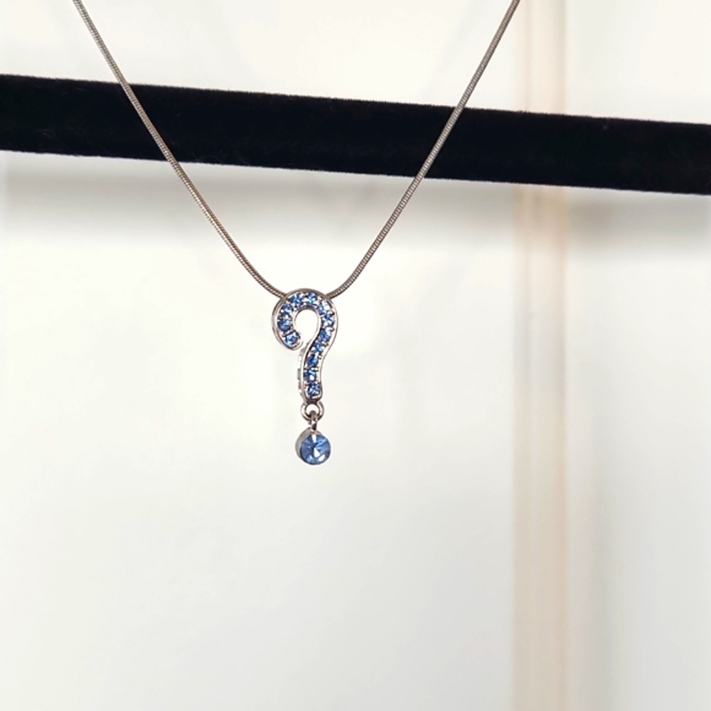 Question mark necklace